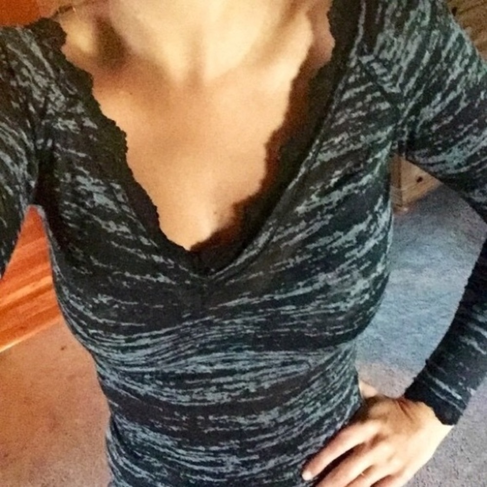 Buckle long sleeve shirt