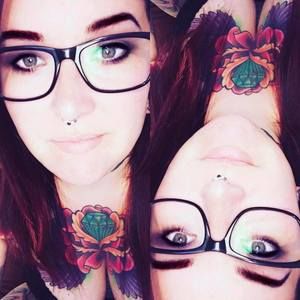 Meet your Posher, April