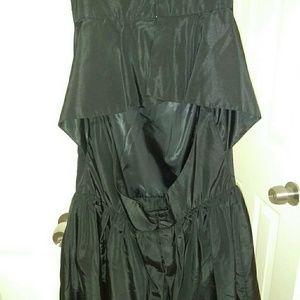 Black open back  dress👗
