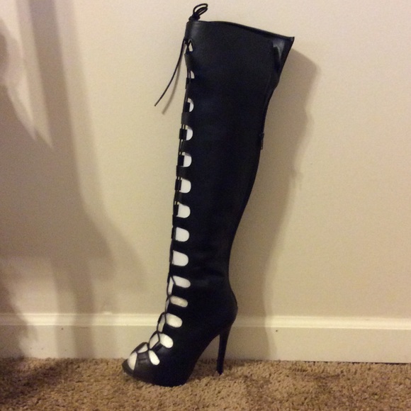 "Addisyn" JustFab boots! - Picture 3 of 7