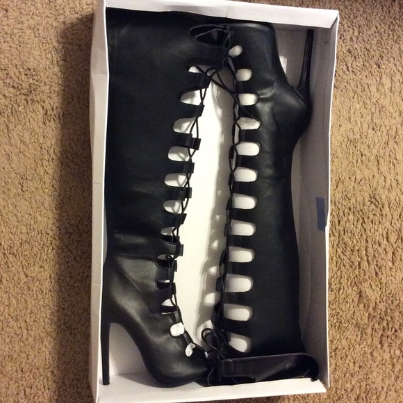 "Addisyn" JustFab boots! - Picture 5 of 7