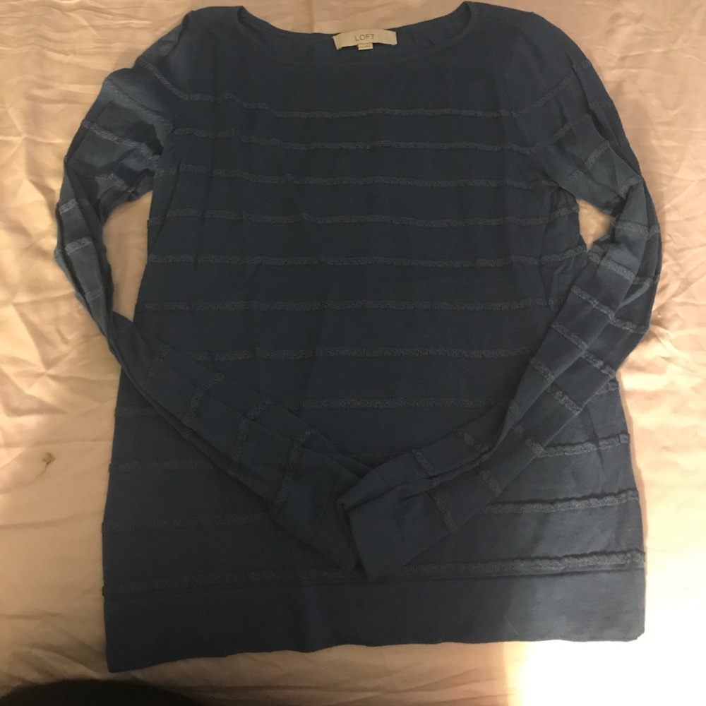 LOFT long sleeve shirt