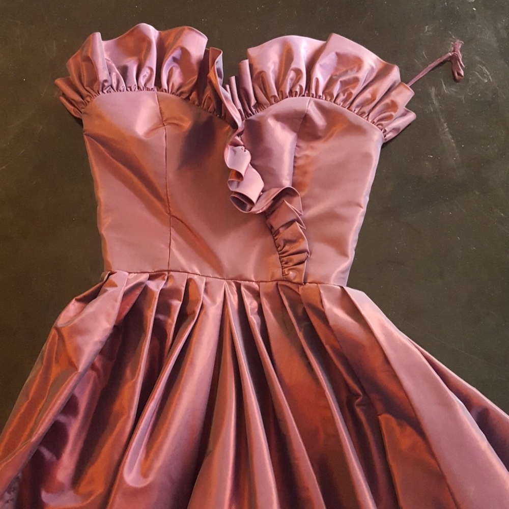 Vintage strapless red/purple taffeta dress, sz 0-2