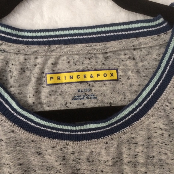 Prince & Fox | colorblock tee - Picture 2 of 5