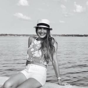 Meet your Posher, Maria