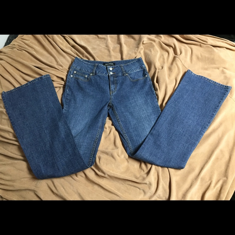 London Jean Boot Cut Size 8 Tall (36" inseam)