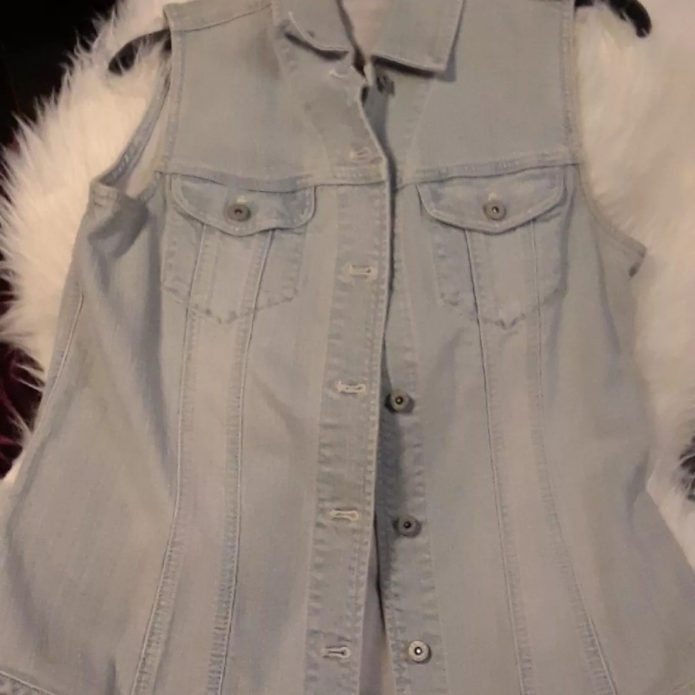 Jean Vest