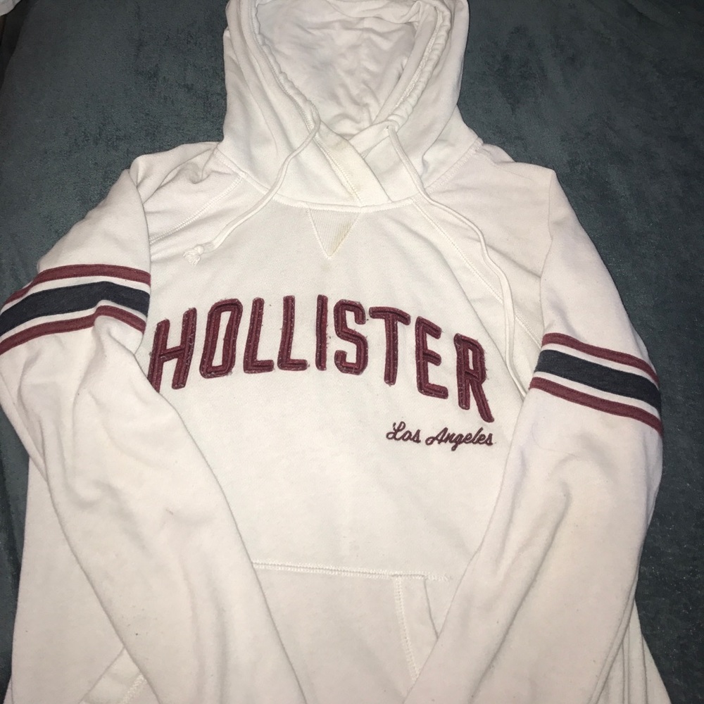 Hollister sweater
