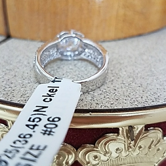 14k Gold plated Engagement Ring with 1.5ct Round - Picture 8 of 8