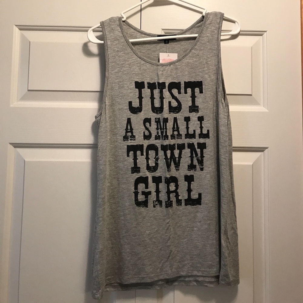 BNWT Sz L "Just A Small Town Girl" Tank!!