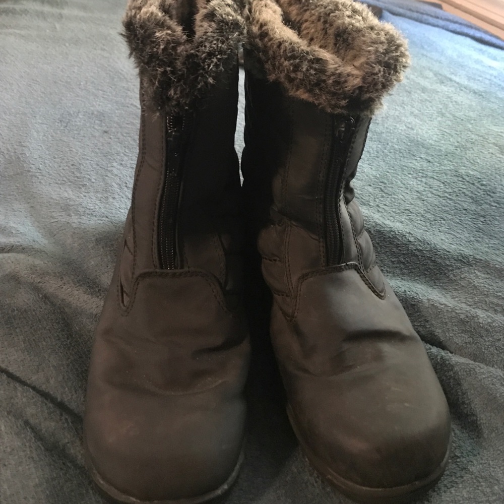 Winter boots