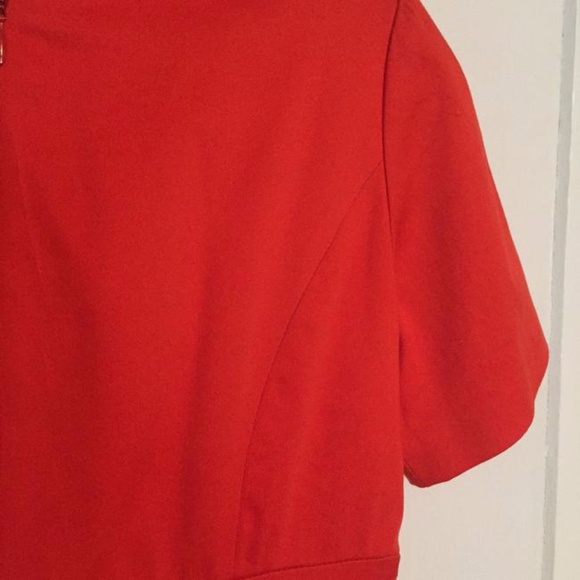 Bigio Red Dress w/ Front Tie at Waist - Picture 4 of 5