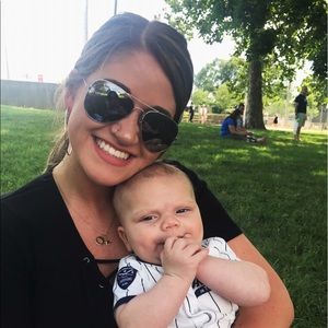 Meet your Posher, Riley