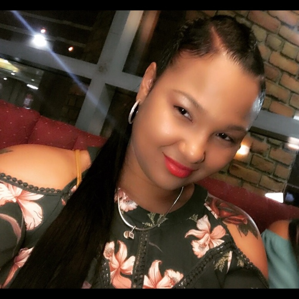 Meet your Posher, Jeana