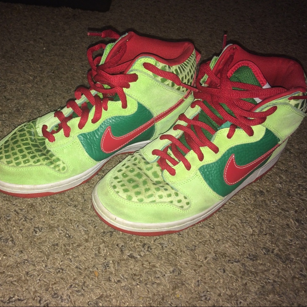 Size men's 8 doctor feel goods Nike dunks