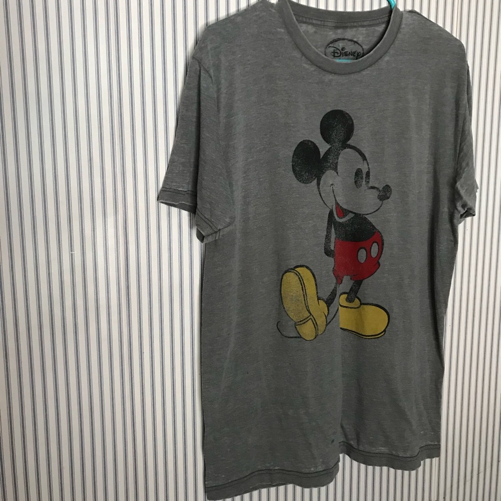 Disney mickey mouse tshirt