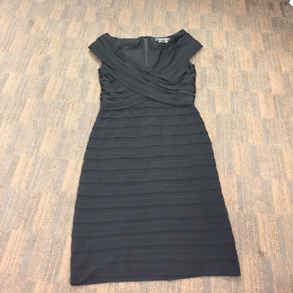 tadashi shoji black dress