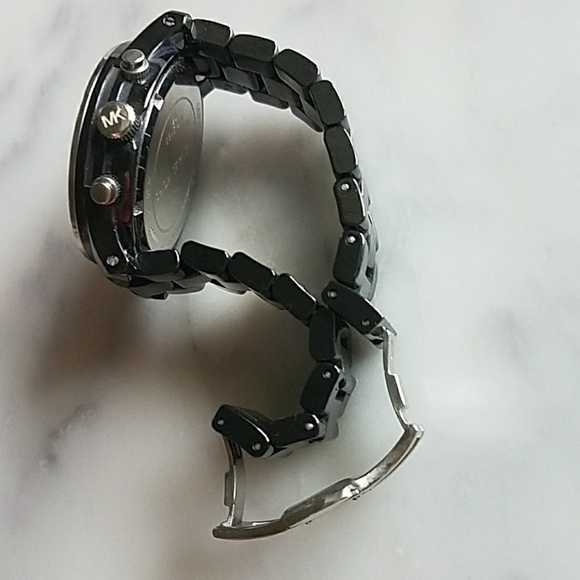 Black Ceramic   Michael Kors model 5190