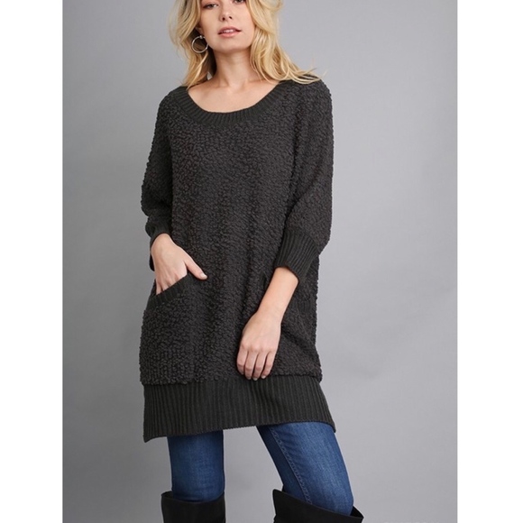 SOLD Charcoal Cozy Tunic Sweater with Pockets - Picture 3 of 4
