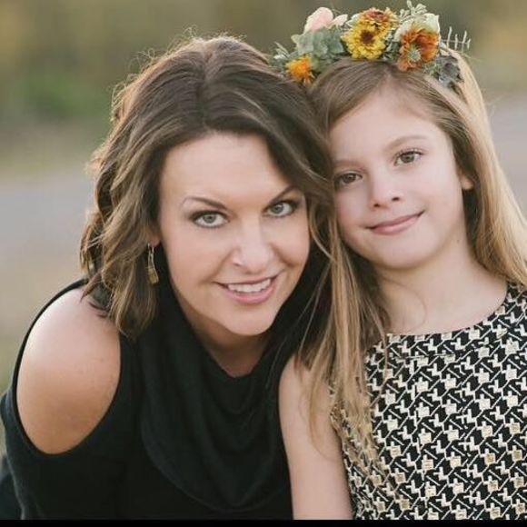 Meet your Posher, Keely - Picture 1 of 1