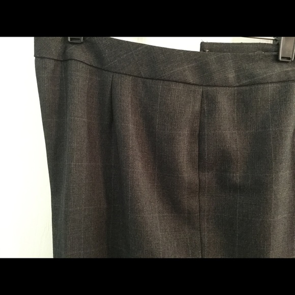 Women Pants - Picture 5 of 5
