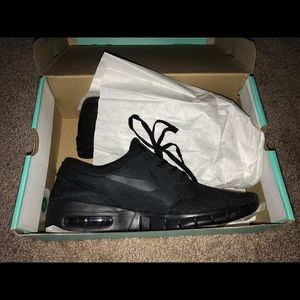 Stefan Janoski's Black Brand New