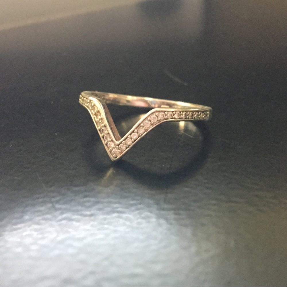 Silver V Ring with Stones