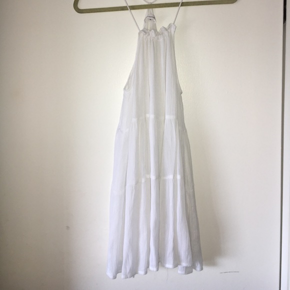 Halter top - Picture 1 of 3