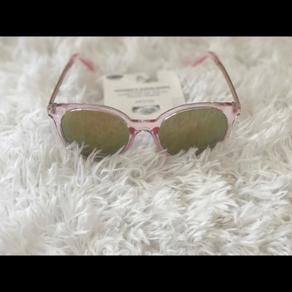 Brand new sunglasses - Picture 3 of 5