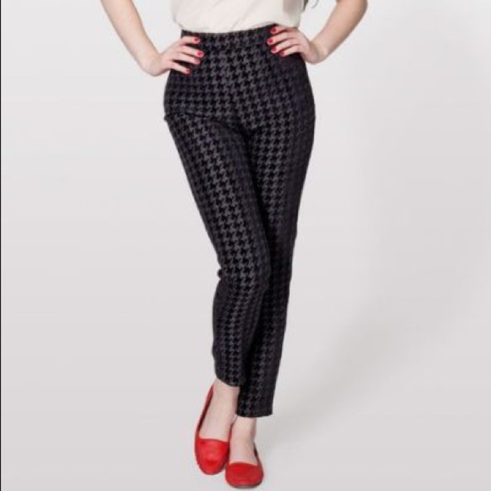 Brand New American Apparel Houndstooth Capri