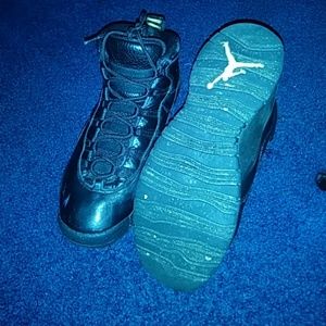 jordan Nyc black 10s