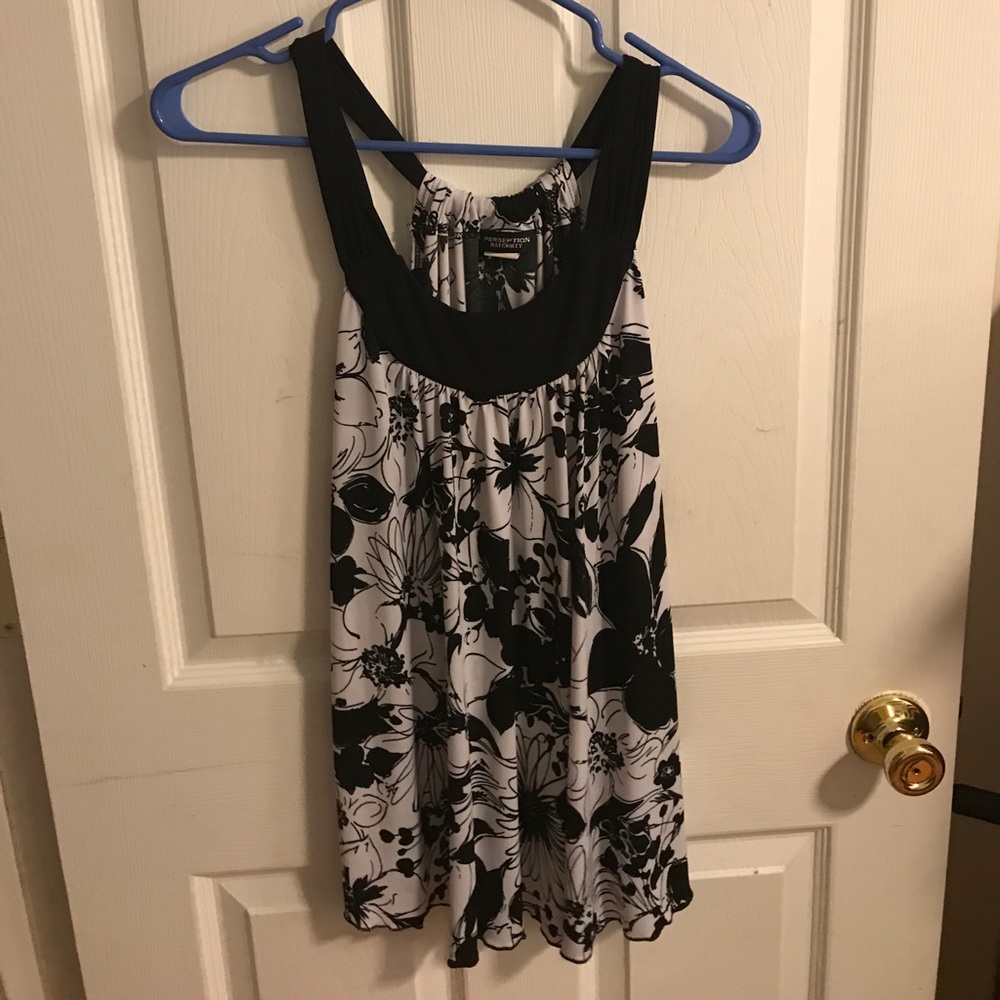 floral maternity tank ❤️