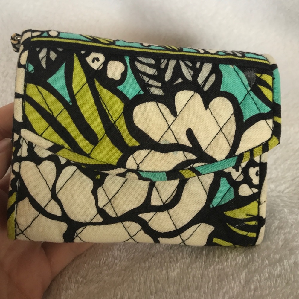 vera bradley iphone wallet