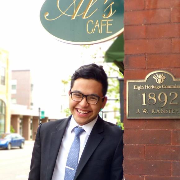 Meet your Posher, Carlos - Picture 1 of 1