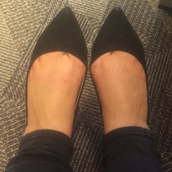 Pointed Toe Flats - Picture 3 of 3