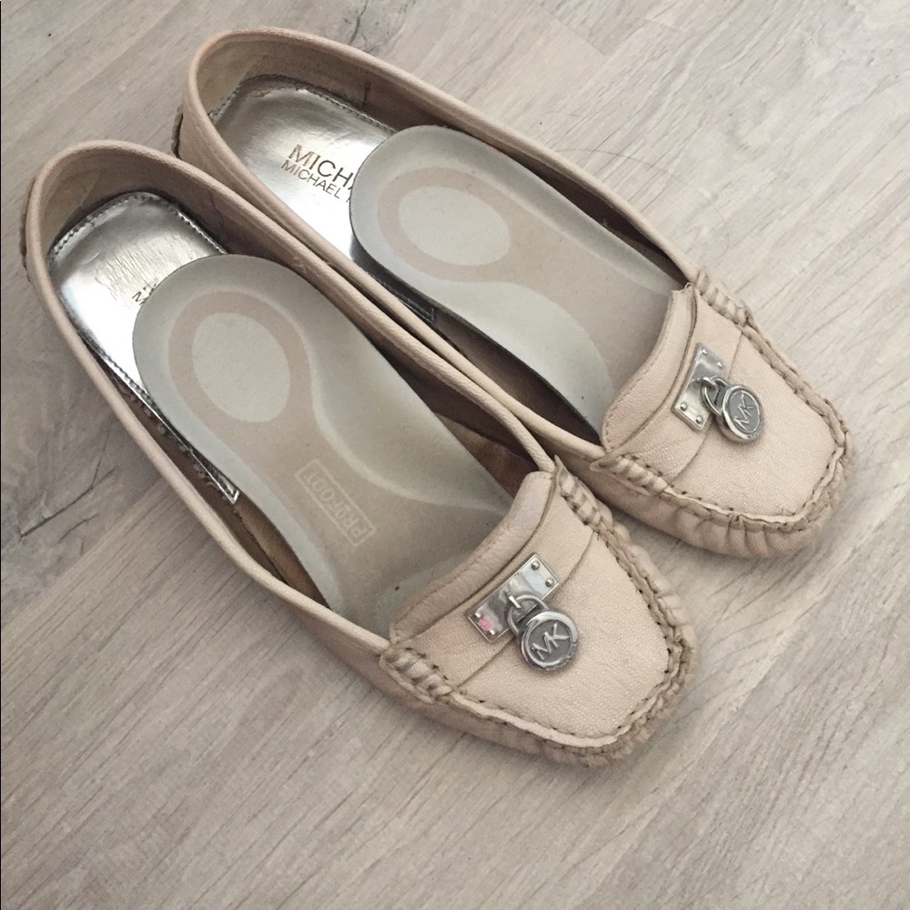 Michael Kors leather flats