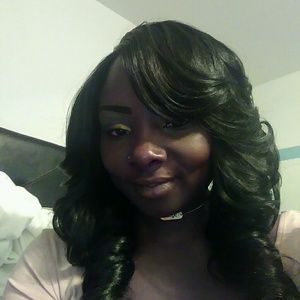 Meet your Posher, Latasha