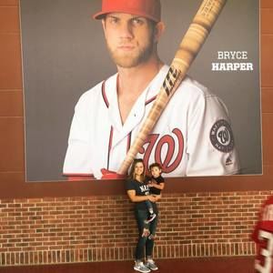 Meet your Posher, Kelly