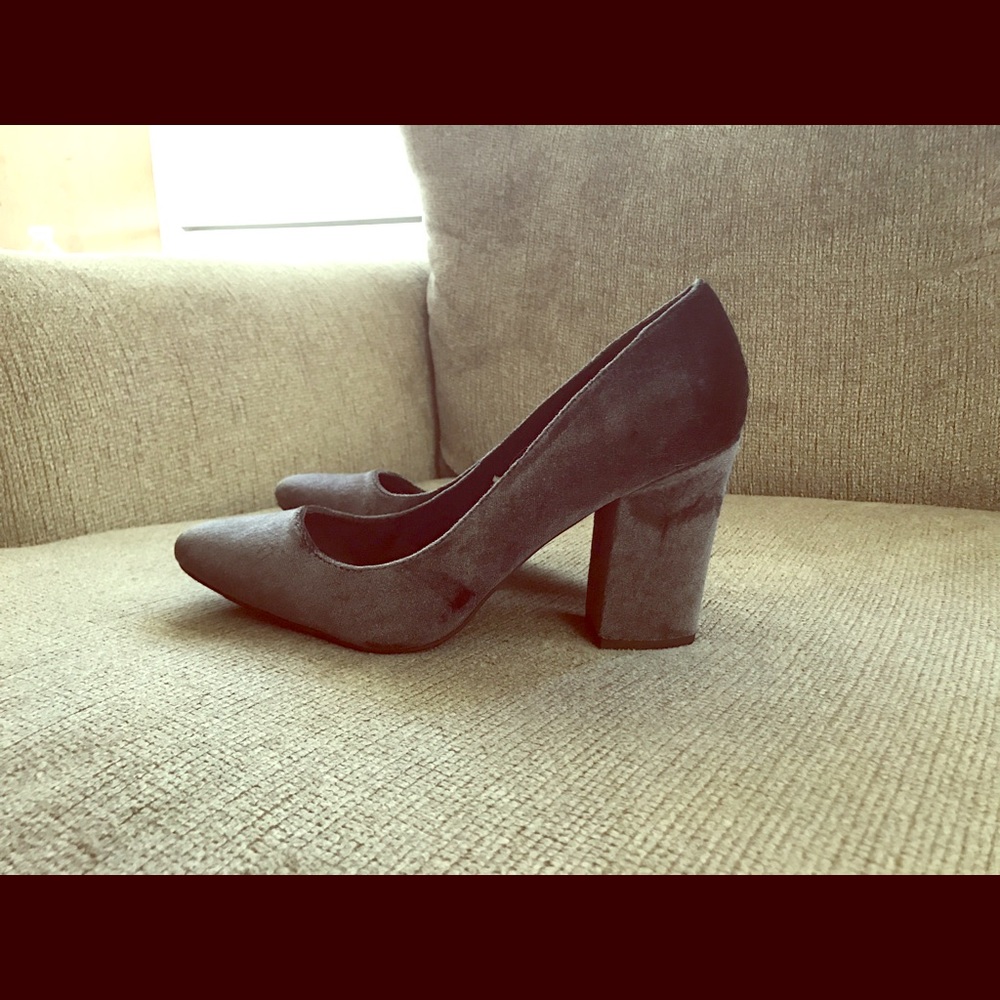 Dark grey velvet heels! Size 11