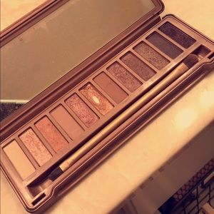 Authentic Naked 3