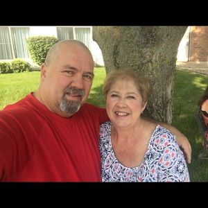 Meet your Posher, Laurie