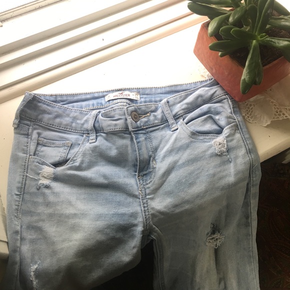 Light Wash Low-Rose Super Skinny Hollister Jeans - Picture 1 of 6