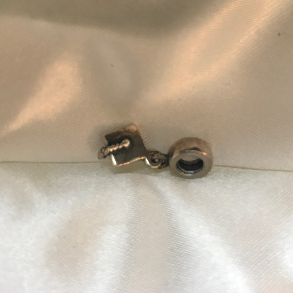 FINAL PRICE🔑Graduation Cap Pandora Charm
