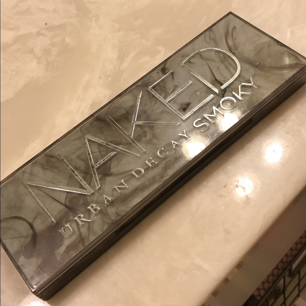 Authentic Naked Smoky