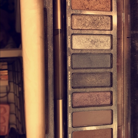 Authentic Naked Smoky - Picture 4 of 4