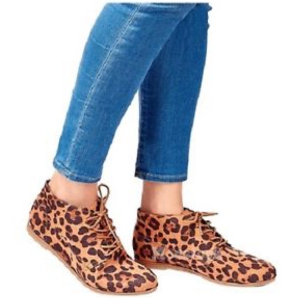 DV By Dolce Vita Gigi Chukka Boots 7.5 - Picture 1 of 8