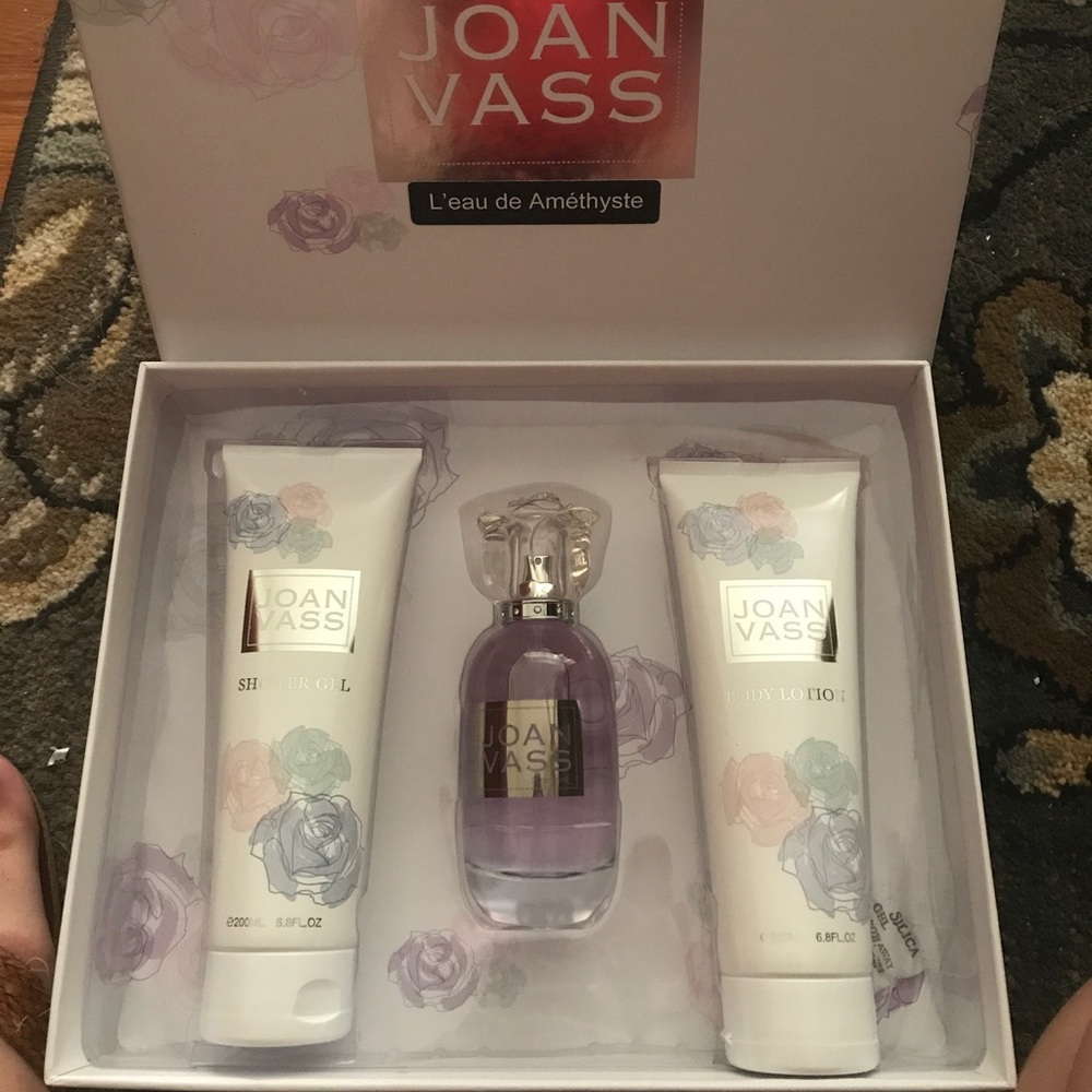 Joan Vass Améthyste women's fragrance gift set