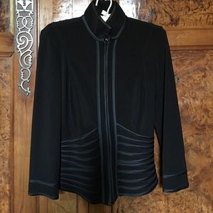 Cartise Intl Canada Zipper front Fitted Jacket