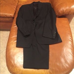 Van Heusen Men's Suit (black)