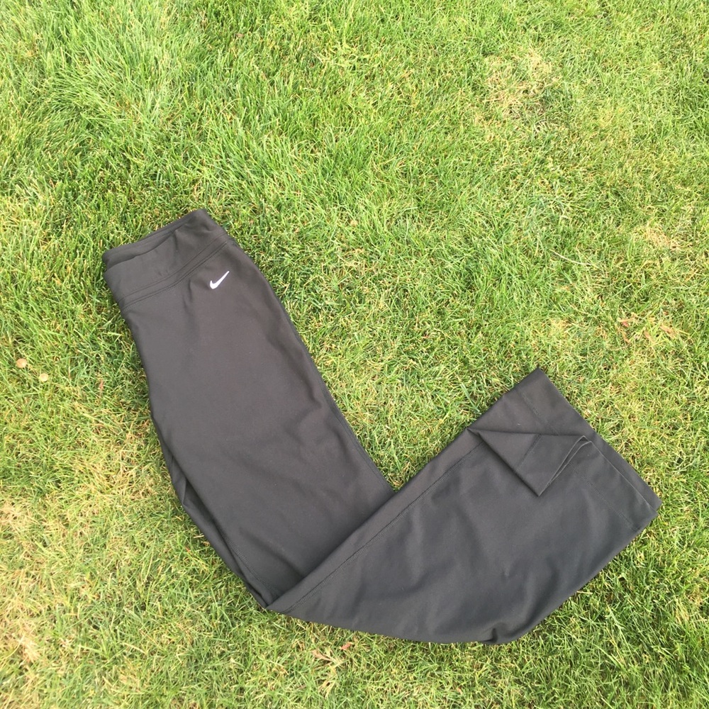 Nike dry fit yoga pants NWOT